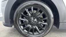MINI Hatchback 1.5 Cooper Classic Premium 5dr Auto Petrol Hatchback